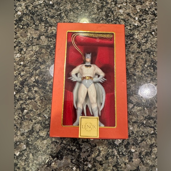 LENOX BATMAN Porcelain Christmas Ornament DC WB Superhero Gift Collectible NIB - Picture 2 of 11